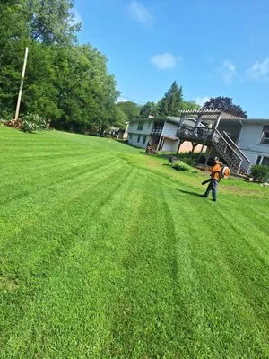 Count on Creasy Landscaping Logo