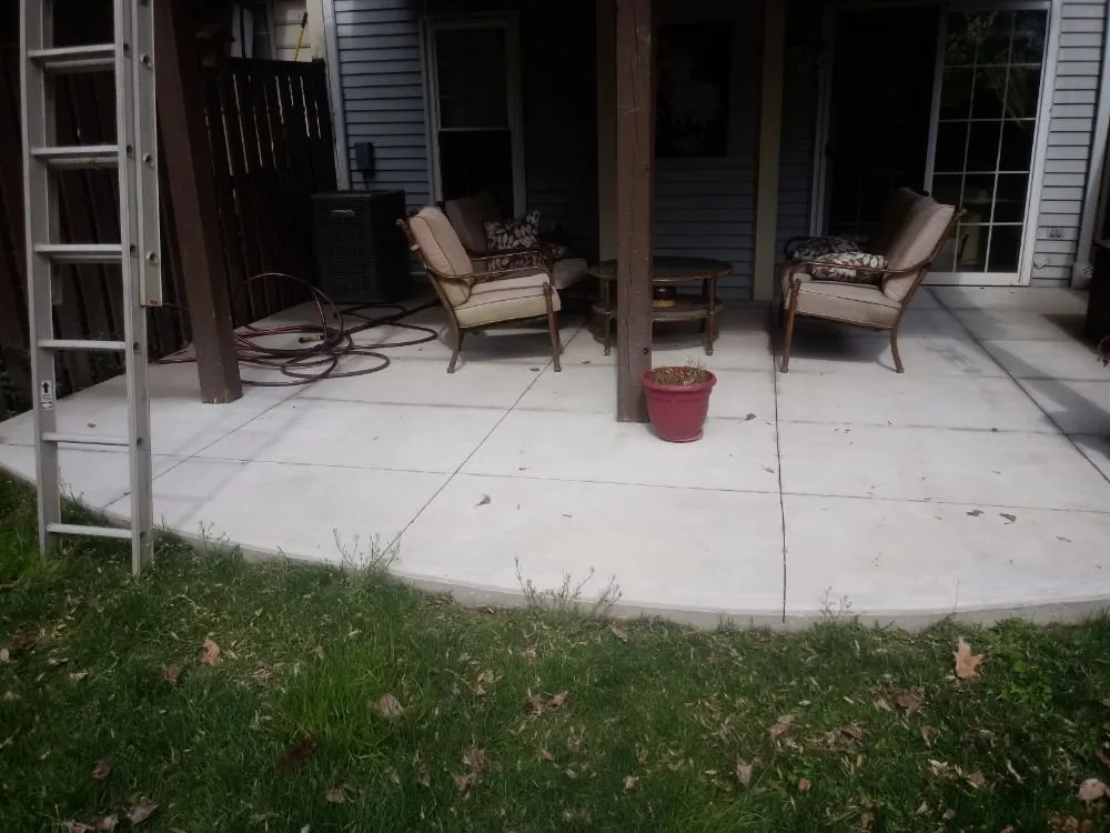 Top-rated yard cleanup service for year-round maintenance in Delta, PA by Country Air Lawn Care