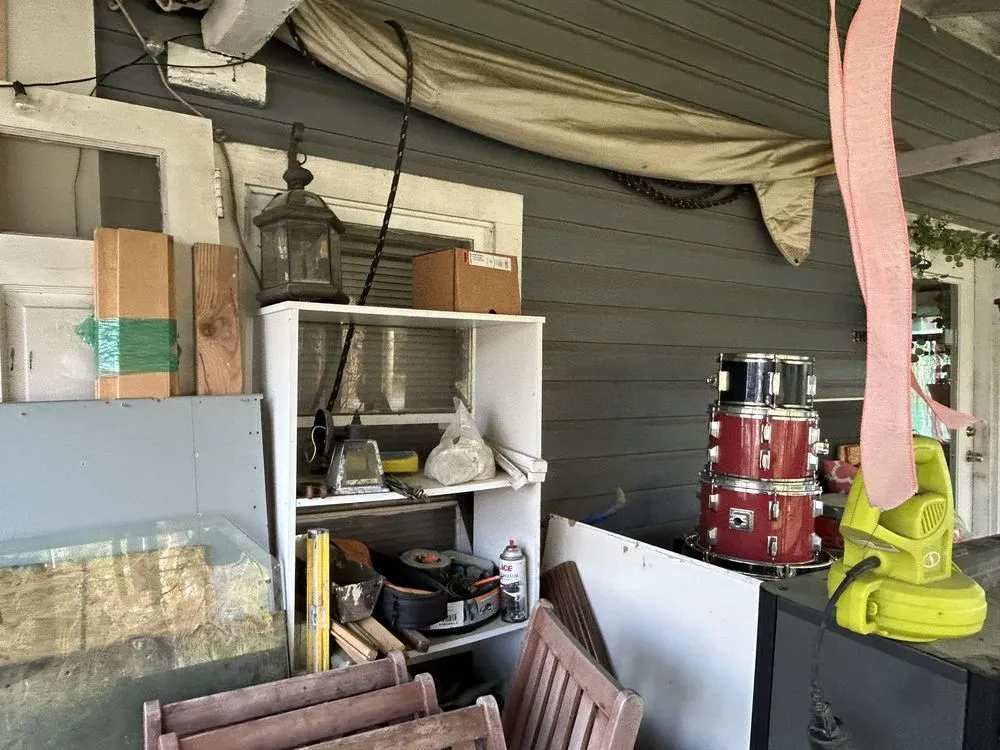 Professional yard maintenance in North Charleston, SC - Country Boi's Clean Up Crew