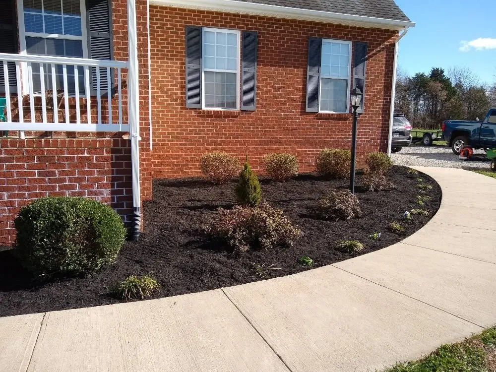 Local landscape installation experts serving North Chesterfield, VA - Country Boys Lawn Care