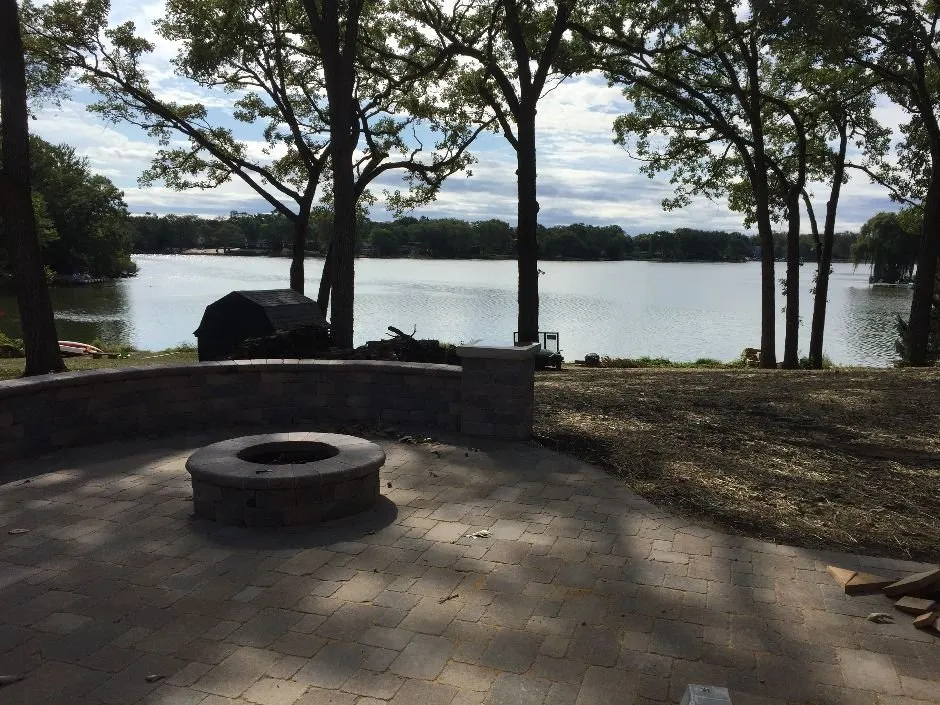 Custom landscaping services in Fox Lake, IL - Country Brick Paving