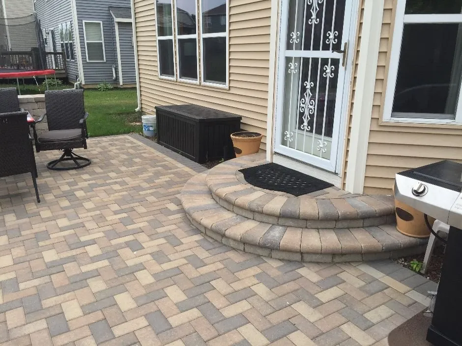 Local outdoor landscaping for year-round maintenance in Fox Lake, IL by Country Brick Paving