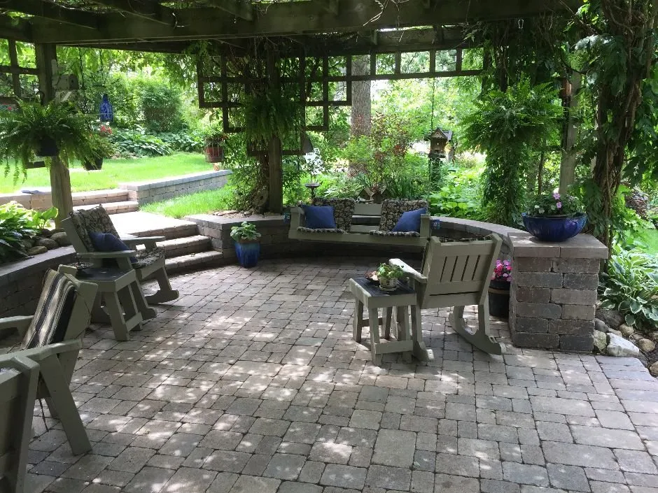 Local garden landscaping in Fox Lake, IL by Country Brick Paving