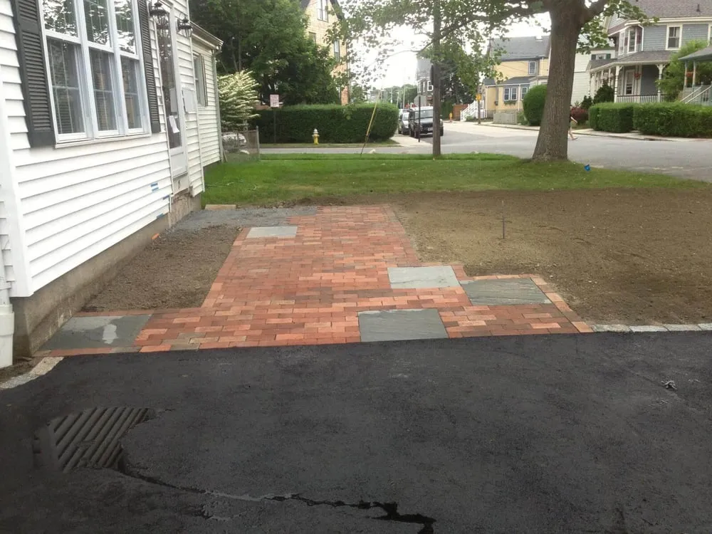 Reliable outdoor landscaping in Seekonk, MA by Country Club Landscaping & Paving