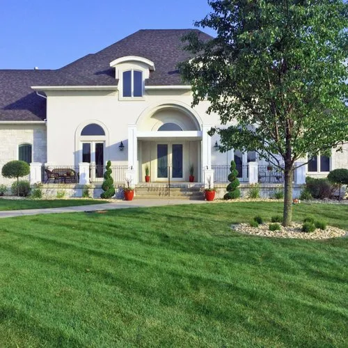 Professional residential landscaping in Marion, IA by Country Club Lawn Care & Landscape