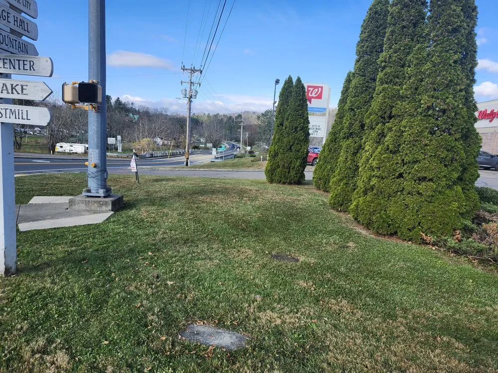 Trusted residential landscaping with custom design in Damascus, VA by Country Cuts Lawncare