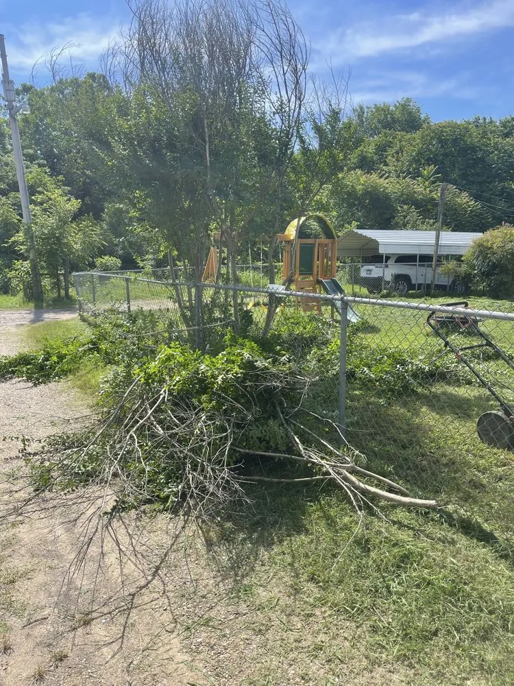 Custom outdoor landscaping in Greenbrier, AR - Country Cutters Lawn Service