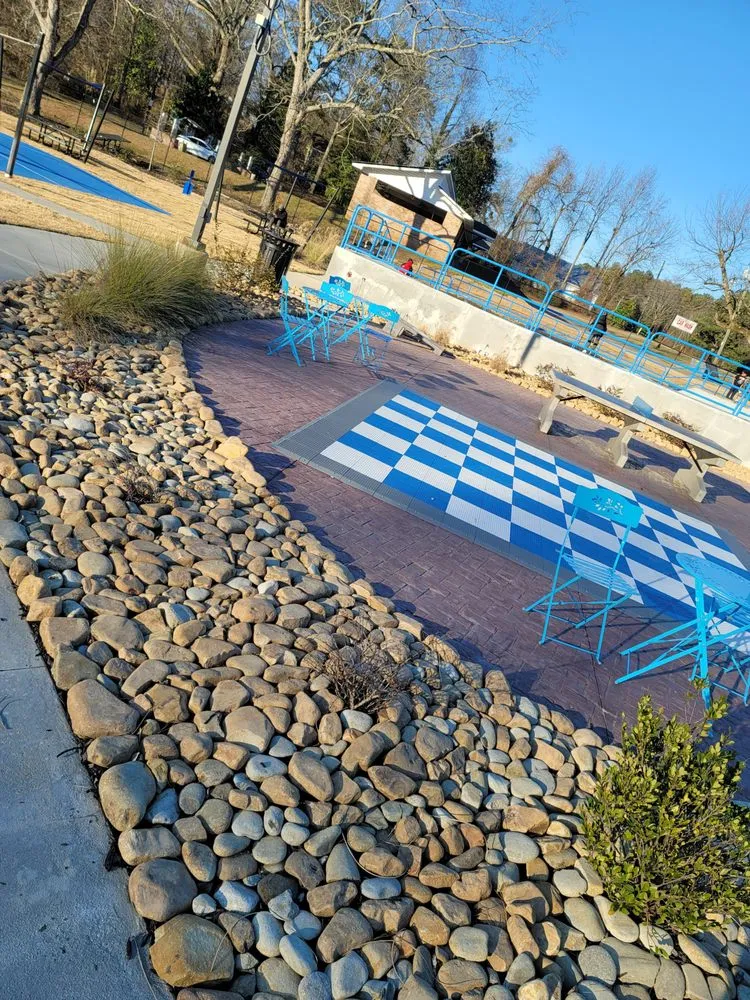 Trusted yard maintenance experts serving Newnan, GA - Country Cuttin Lawn Service