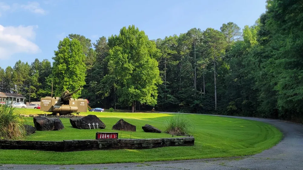 Reliable yard cleanup service in Newnan, GA by Country Cuttin Lawn Service
