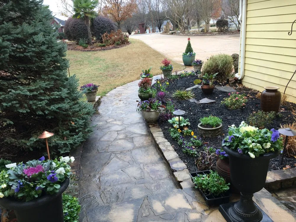 Reliable garden landscaping experts serving Flowery Branch, GA - Country Estates Landscapes