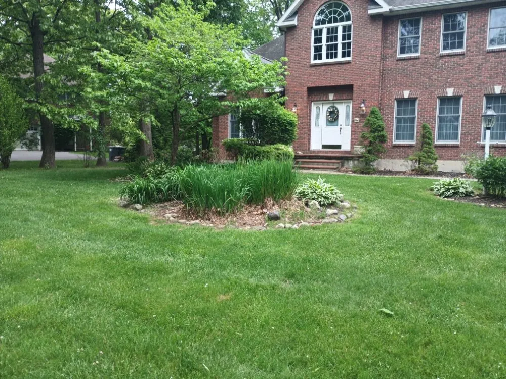 Custom lawn mowing service for year-round maintenance across Coeymans Hollow, NY - Country Green Lawn and Landscape