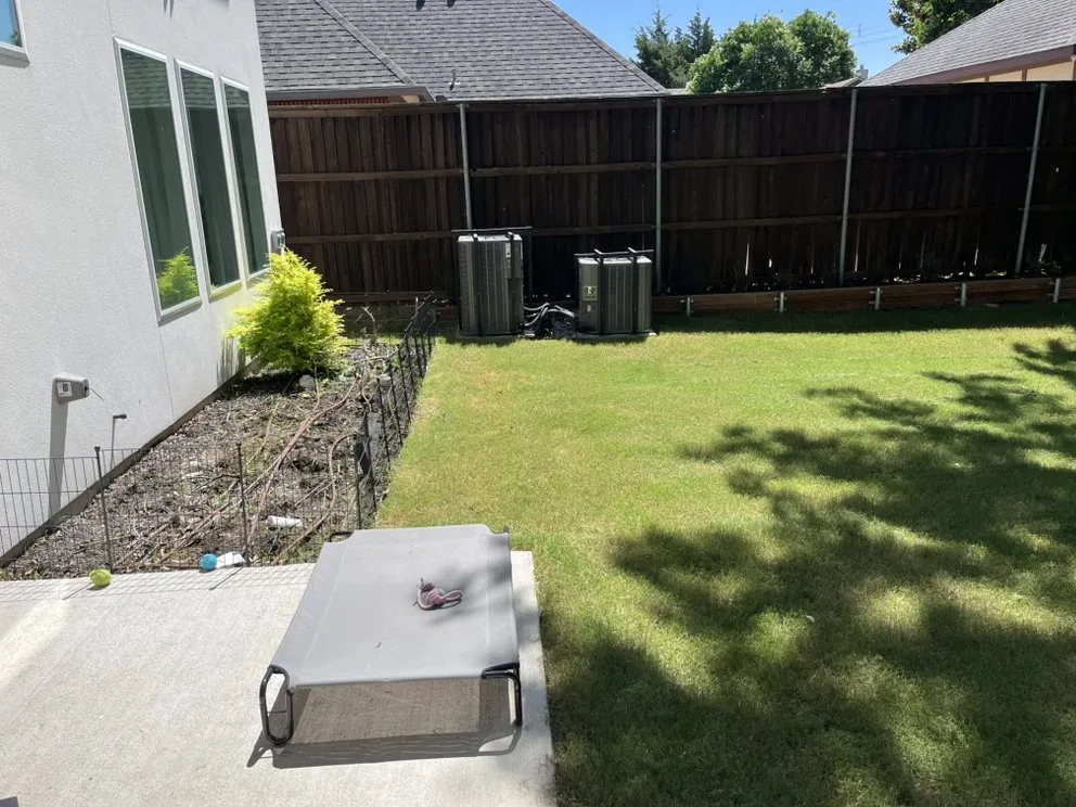 Reliable yard maintenance in Frisco, TX by Country Landscaping & Lawns