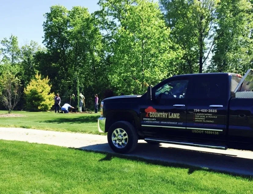 Local residential landscaping experts serving Dexter, MI - Country Lane Landscaping & Maintenance