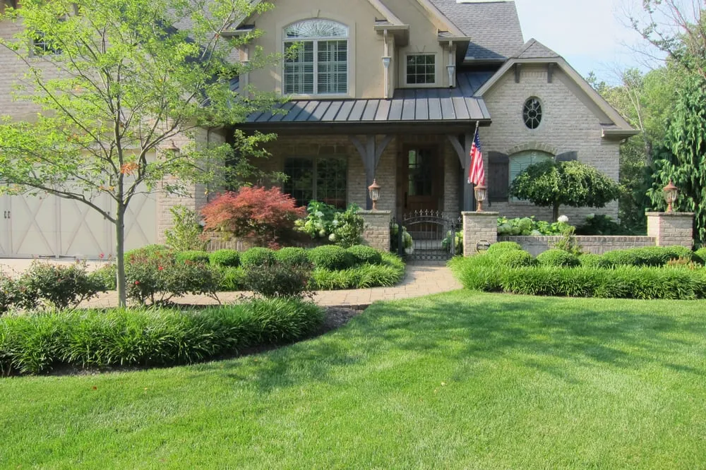 Top-rated residential landscaping in Medina, OH - Country Lawn & Landscape Service