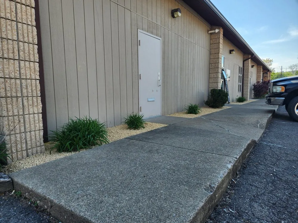 Professional landscaping services for residential properties in Selinsgrove, PA by Country Lawn Care