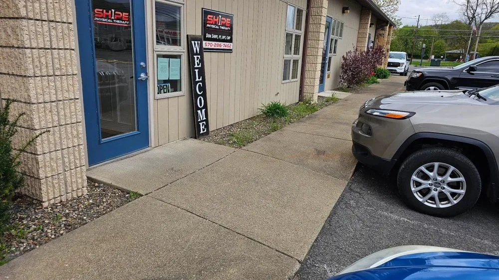 Professional outdoor landscaping in Selinsgrove, PA - Country Lawn Care