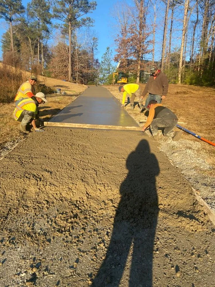 Reliable lawn care service in Williamsburg, VA by Country Roads Yard Works