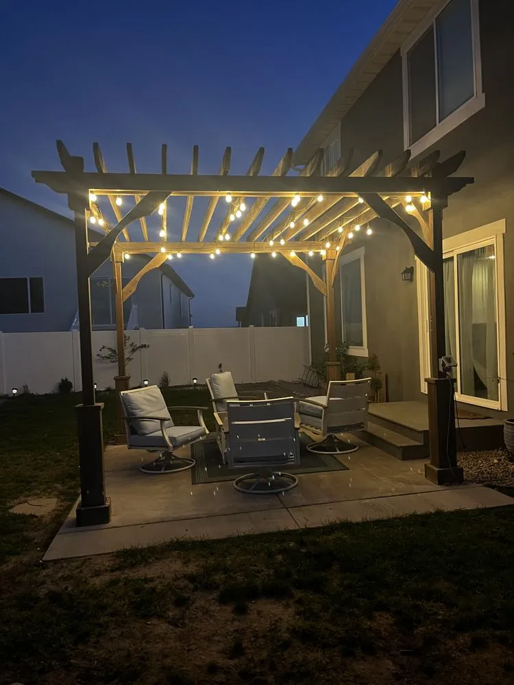 Top-rated landscaping services experts serving Eagle Mountain, UT - Country Side Construction