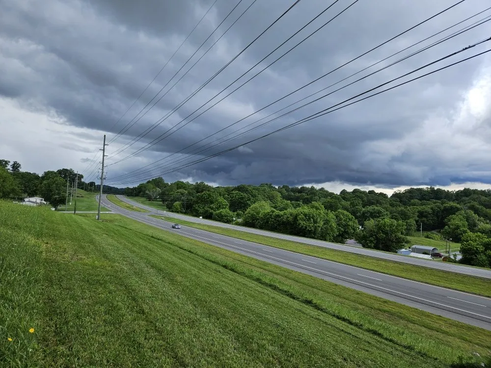 Custom garden landscaping for year-round maintenance in Bristol, TN by Country Side Mowing