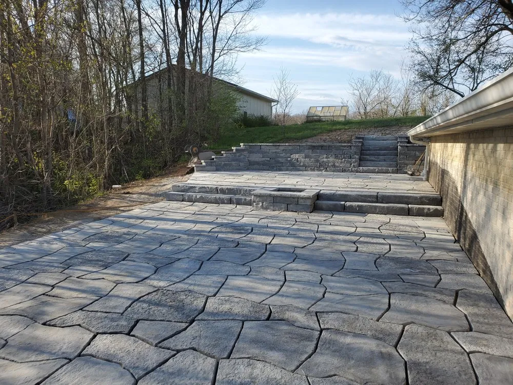 Trusted landscape installation for residential properties in East Moline, IL by Countryman Hardscape & Landscape