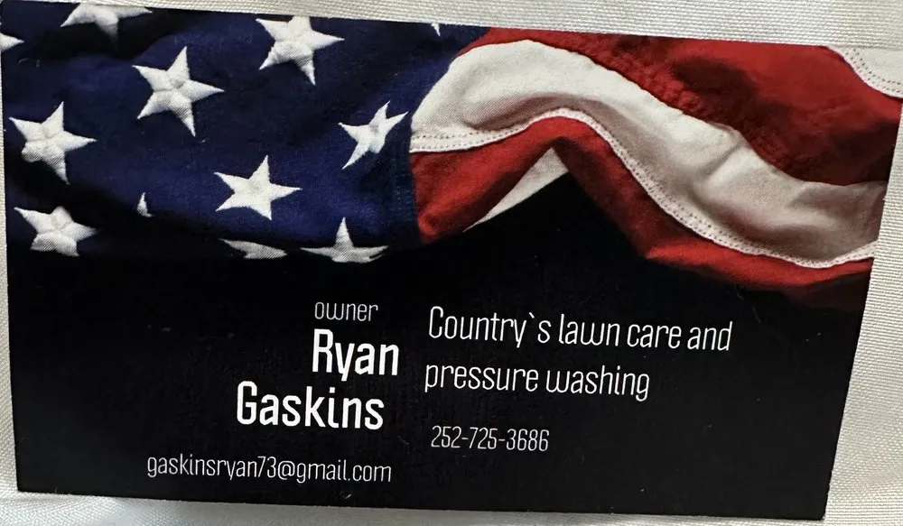 Custom lawn mowing service for homes in Sneads Ferry, NC by Country’s lawn Care And Pressure Washing