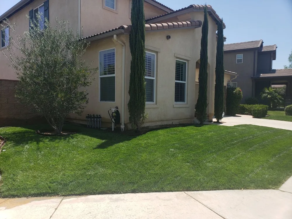 Reliable yard cleanup service experts serving Moreno Valley, CA - Countryside Landscape