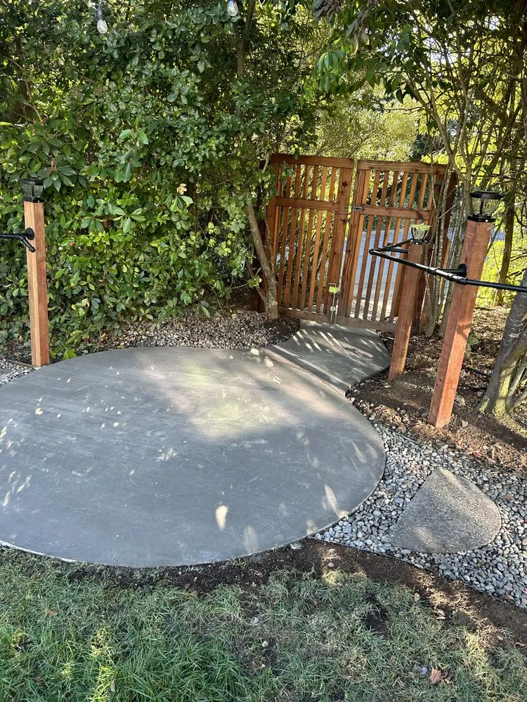 Reliable yard cleanup service for beautiful yards in Santa Rosa, CA by Countryside Landscape