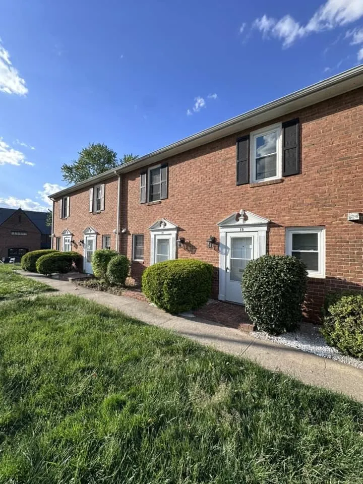 Custom residential landscaping for residential properties in Roanoke, VA by Countryside Landscaping