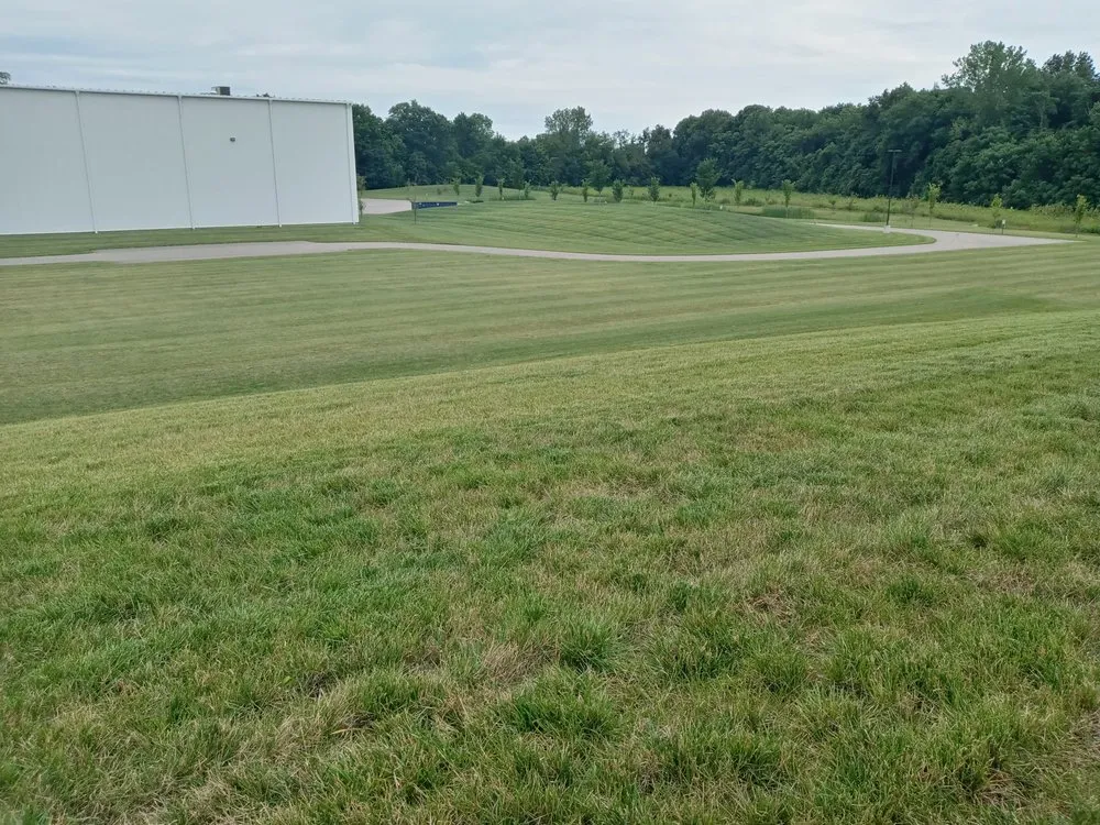 Expert garden landscaping experts serving Canal Winchester, OH - Countryside Lawn Service