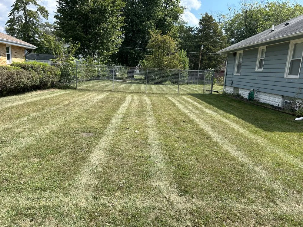 Local yard cleanup service in North Liberty, IN by Countryside Lawncare & Landscaping