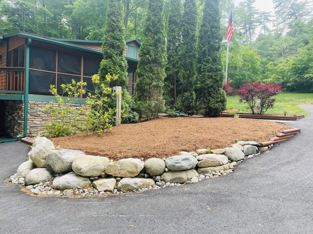 Local garden landscaping experts serving Lake George, NY - CountryTurf Experience