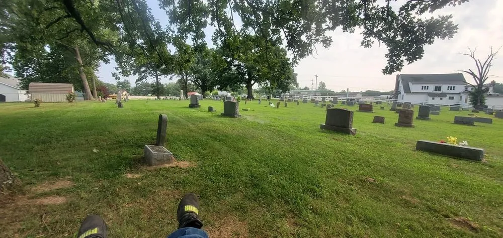 Top-rated landscaping services near you across Jefferson City, MO - Counts Lawn and Landscape