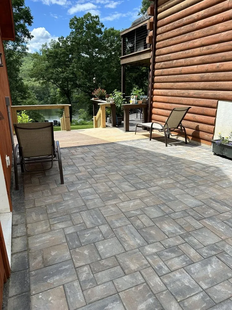 Top-rated yard cleanup service experts serving Southbury, CT - County Grounds & Co