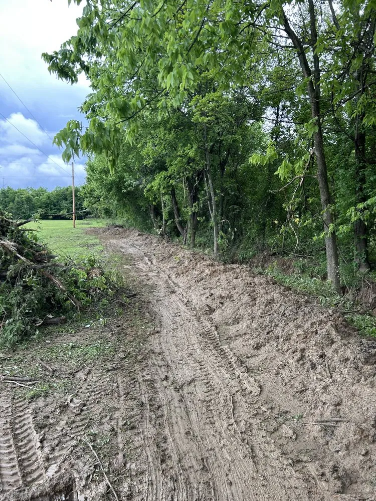 Affordable lawn mowing service with custom design across Utica, KY - County Line Earthworks