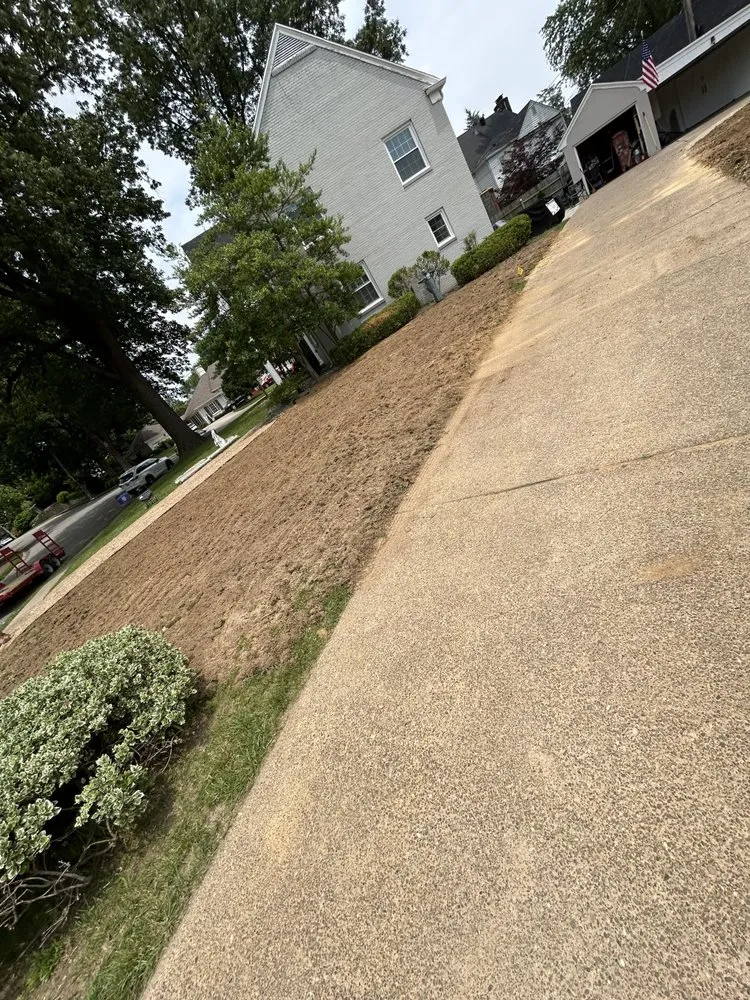 Top-rated lawn care service experts serving Utica, KY - County Line Earthworks