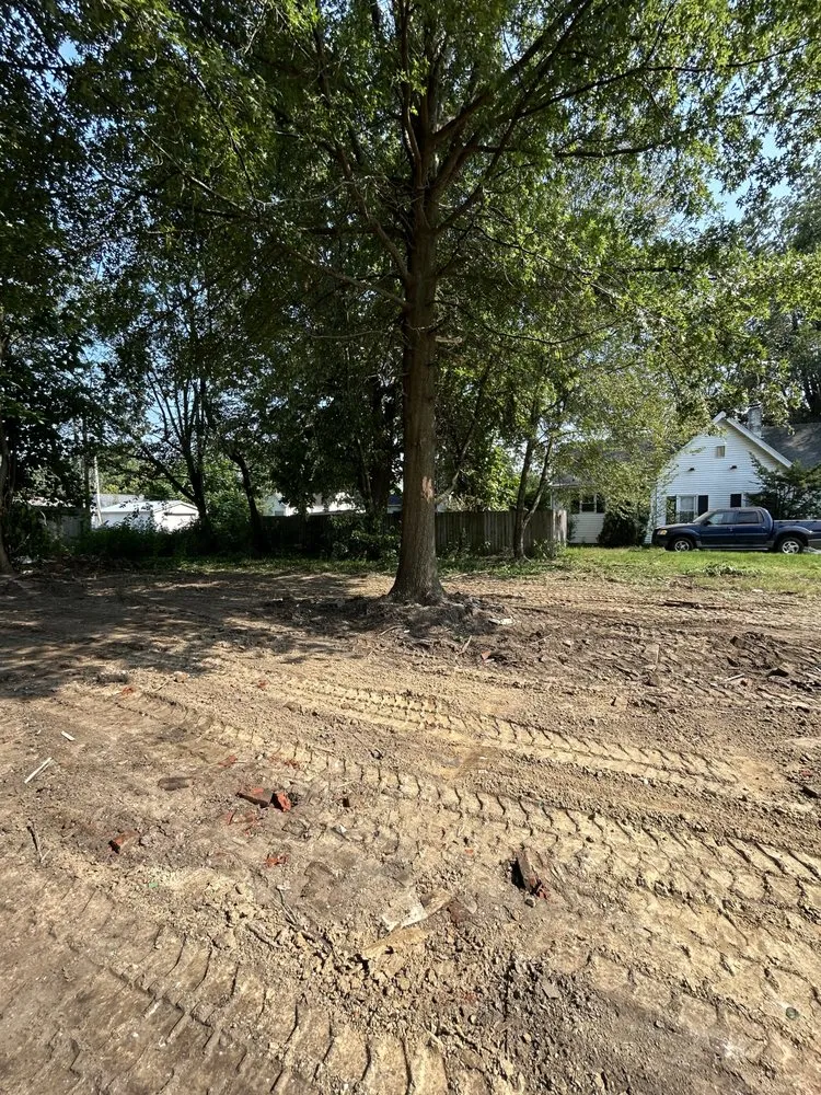 Reliable lawn mowing service in Utica, KY - County Line Earthworks