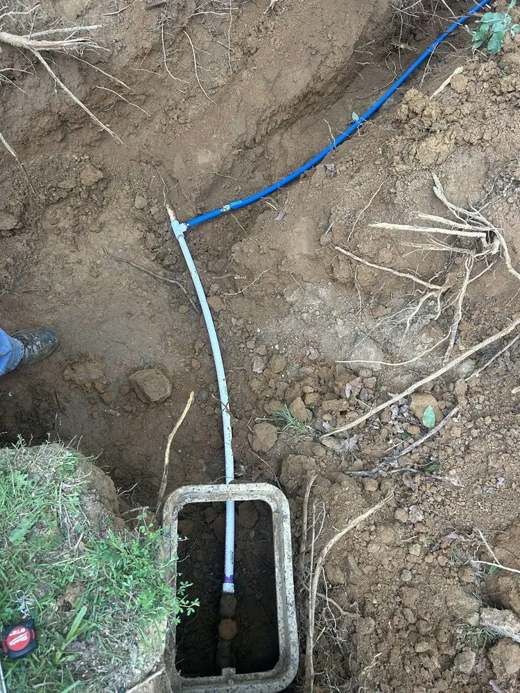 Expert lawn care service for homes in Utica, KY by County Line Earthworks