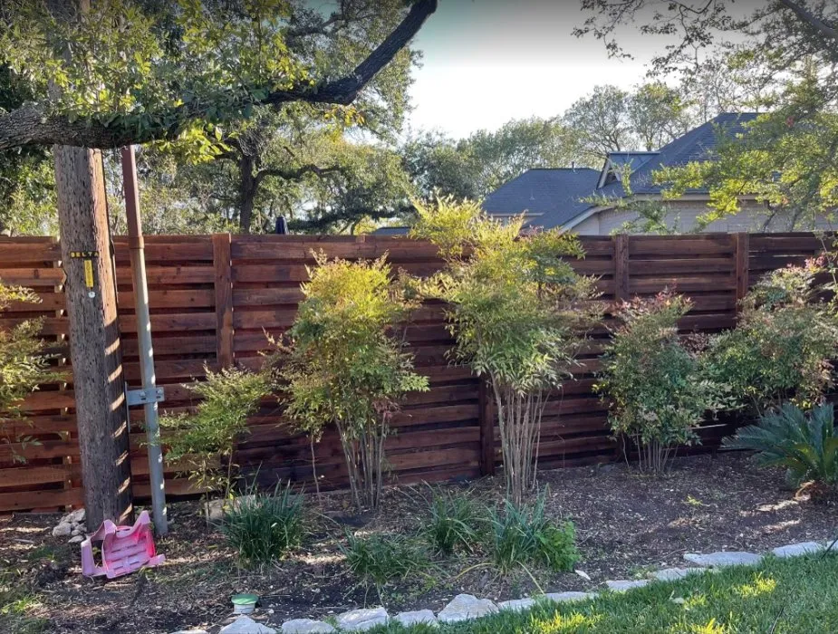 Professional outdoor landscaping experts serving Midlothian, TX - County Line Landscape