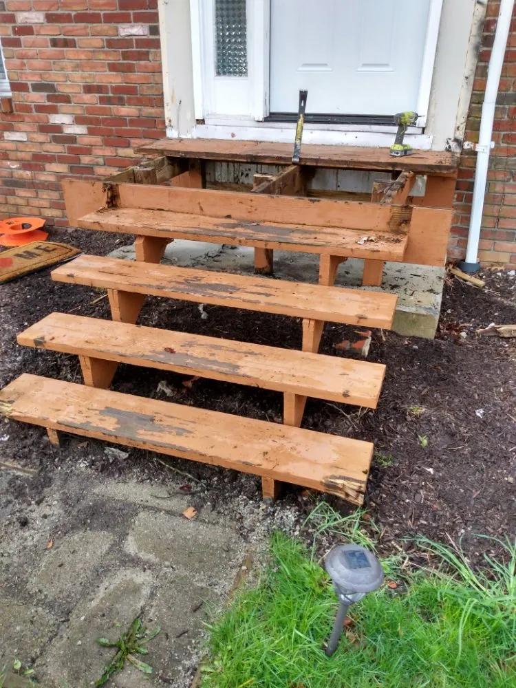 Local garden landscaping with custom design in Homosassa, FL by Countywide Excavating