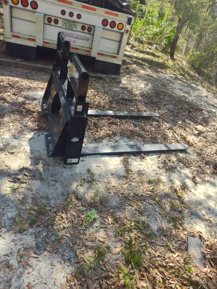 Custom lawn mowing service experts serving Homosassa, FL - Countywide Excavating