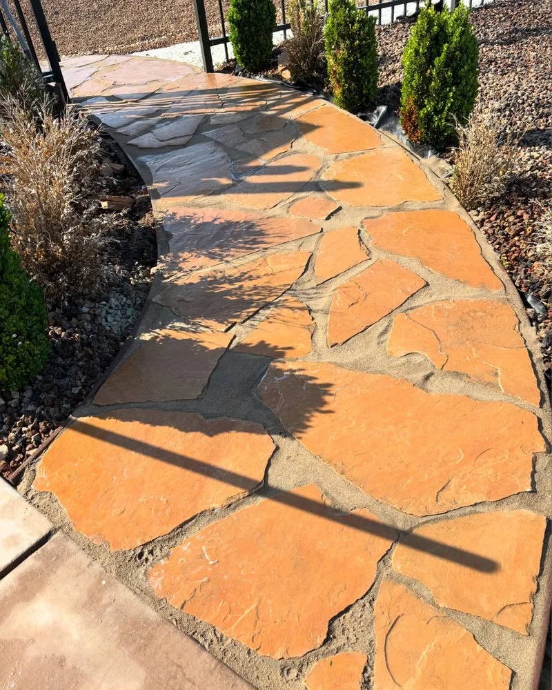 Top-rated landscape installation experts serving Rancho Cordova, CA - Courtyard Landscape