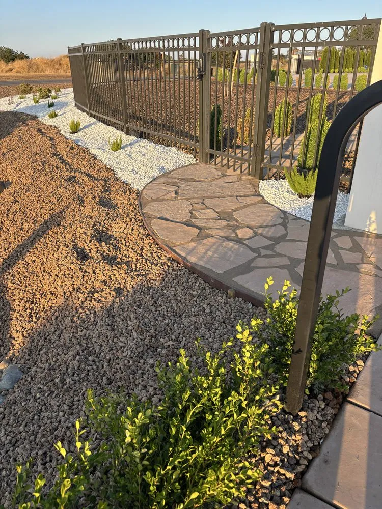 Local landscape design experts serving Rancho Cordova, CA - Courtyard Landscape