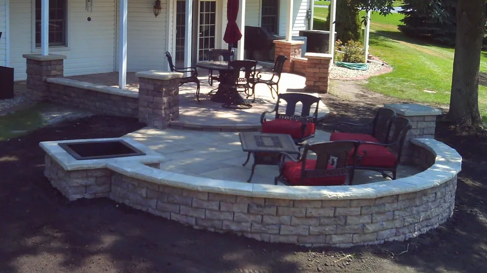Custom outdoor landscaping near you in Dyer, IN by Courtyard Services