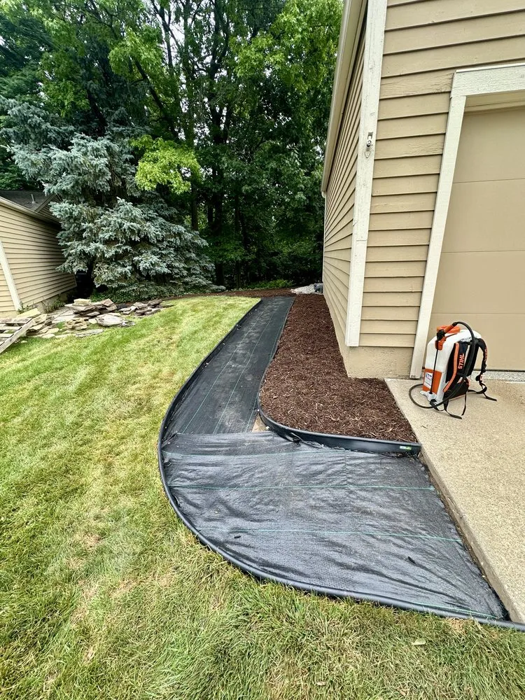 Reliable garden landscaping with custom design across Tecumseh, MI - Coutures property maintenance