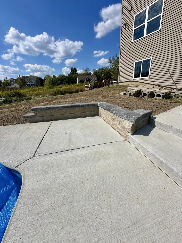 Professional landscaping services experts serving Tecumseh, MI - Coutures property maintenance