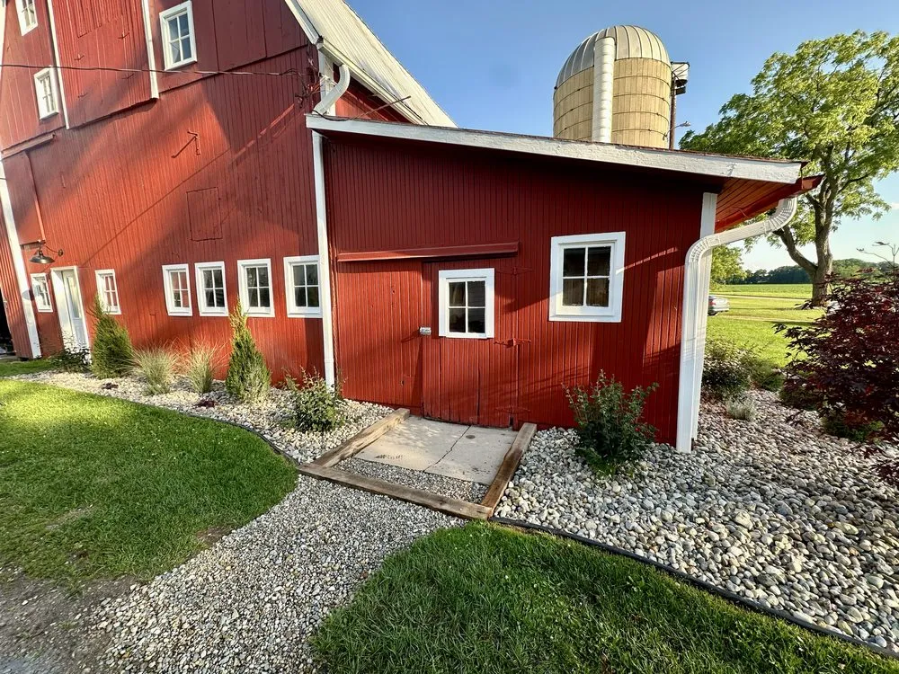 Expert yard cleanup service in Tecumseh, MI - Coutures property maintenance