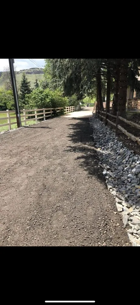 Top-rated yard maintenance for year-round maintenance across Thornton, CO - Covarrubias Construction