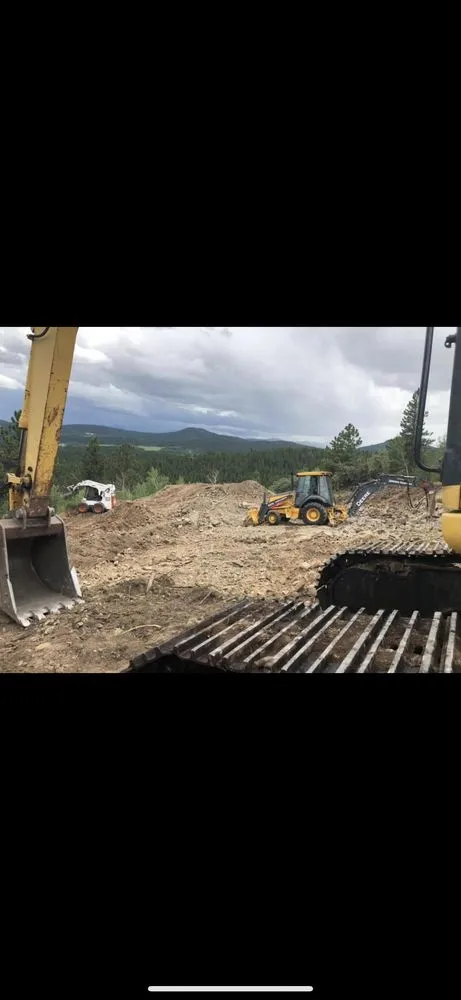 Affordable landscape design in Thornton, CO by Covarrubias Construction