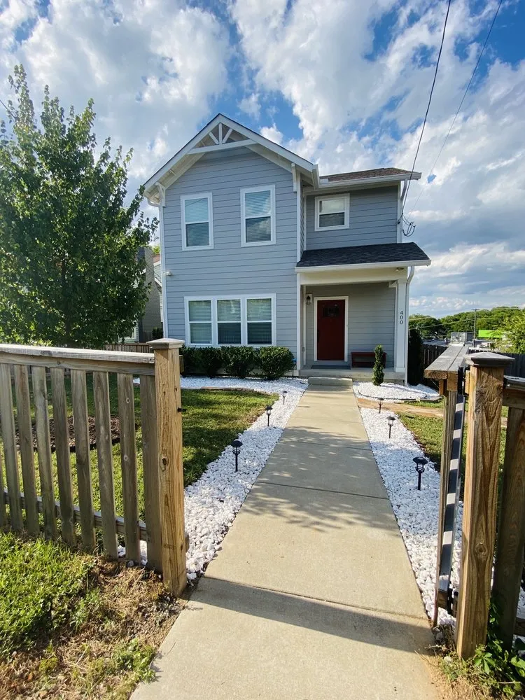 Trusted garden landscaping for year-round maintenance in Nashville, TN by Covenant Landscapes