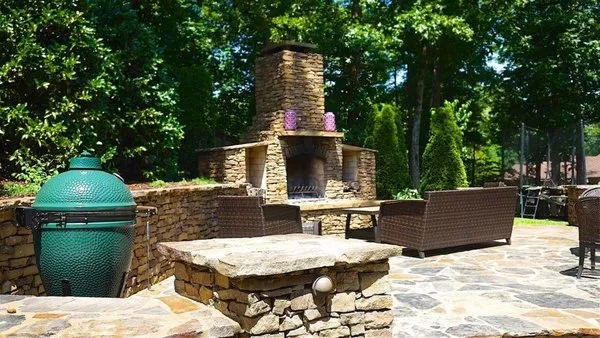 Covenant Pool And Landscape Logo